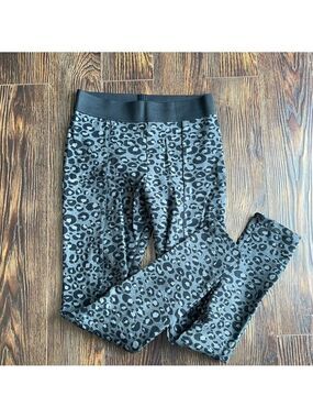 BNWOT H&M leggings size S.